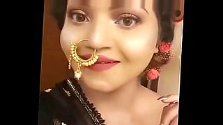 indian bhabi saree back pulled sex