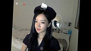 Kecantikan Korea meneroka keinginan lesbian dalam video X